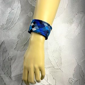 Upcycle’d, silk, men’s tie wrist cuff